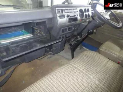 Mazda TITAN
