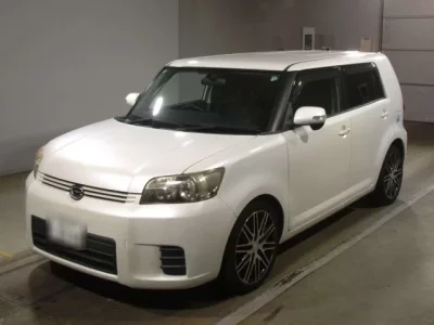 Toyota COROLLA RUMION