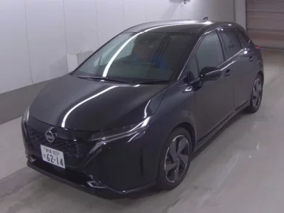 Nissan AURA