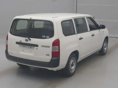 Toyota SUCCEED