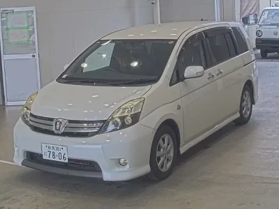 Toyota ISIS