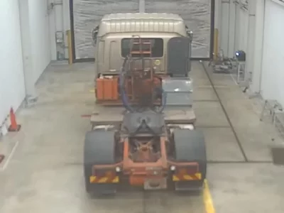 Isuzu TRUCK
