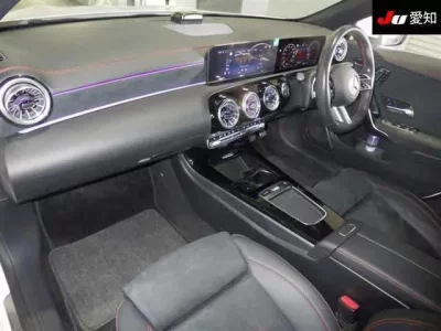 Mercedes-Benz CLA CLASS