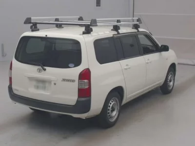 Toyota SUCCEED