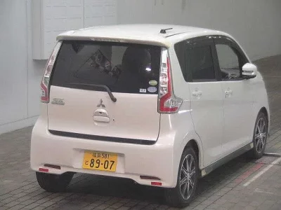 Mitsubishi EK CUSTOM