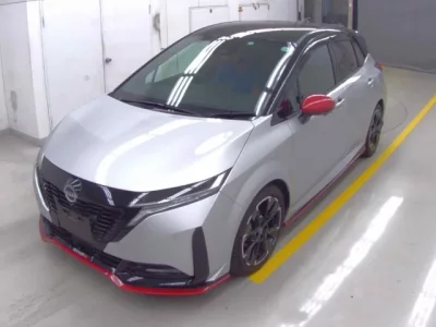 Nissan AURA