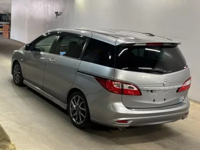 Nissan LAFESTA