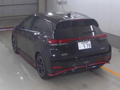 Nissan AURA