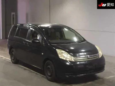 Toyota ISIS