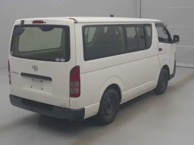 Toyota REGIUS ACE VAN