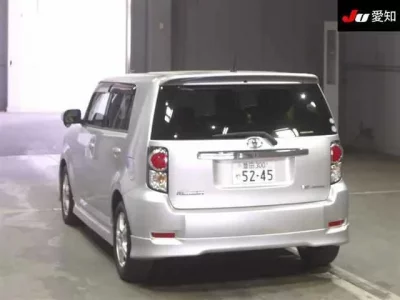 Toyota COROLLA RUMION