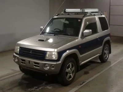 Mitsubishi PAJERO MINI