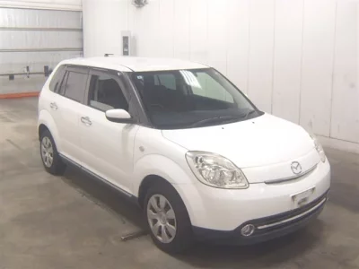 Mazda VERISA