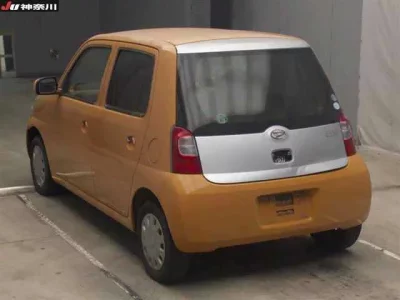 Daihatsu Esse