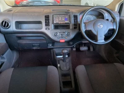 Nissan AD