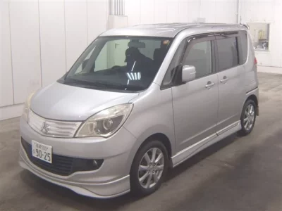 Mitsubishi DELICA D2