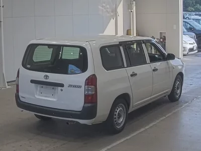 Toyota SUCCEED