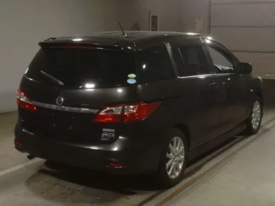 Nissan LAFESTA