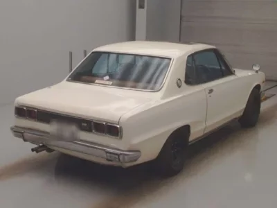 Nissan SKYLINE