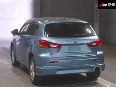 Mitsubishi RVR