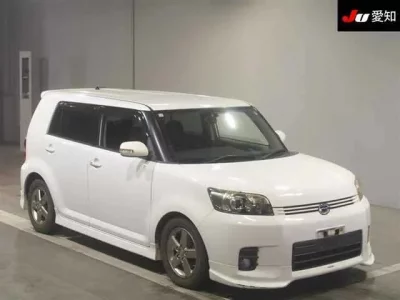 Toyota COROLLA RUMION