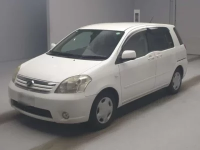 Toyota RAUM