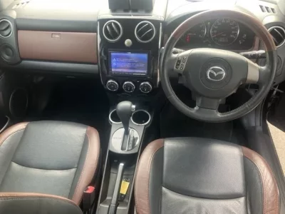 Mazda VERISA