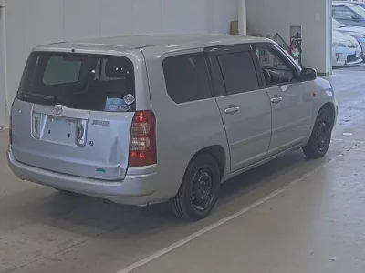 Toyota SUCCEED