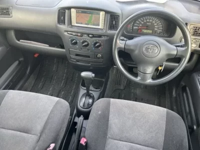 Toyota SUCCEED