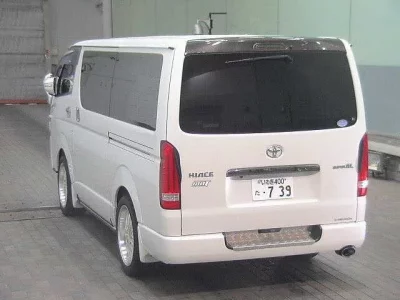 Toyota HIACE VAN