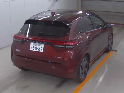 Nissan AURA