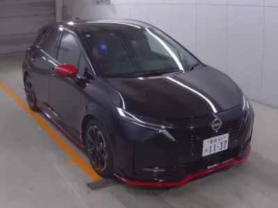 Nissan AURA
