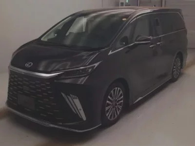 Lexus LM