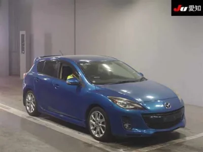 Mazda AXELA