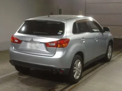 Mitsubishi RVR