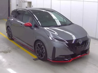 Nissan AURA
