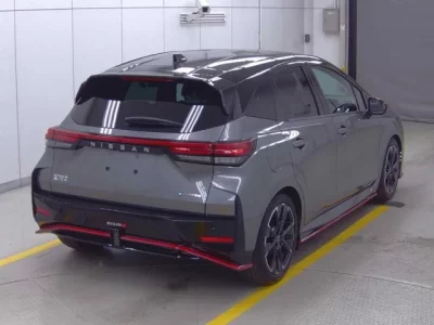 Nissan AURA