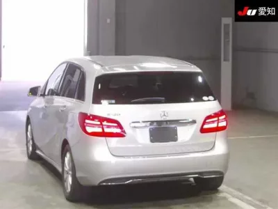 Mercedes-Benz B CLASS