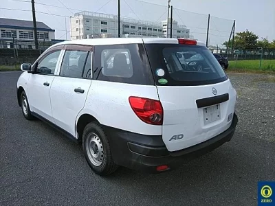 Nissan AD