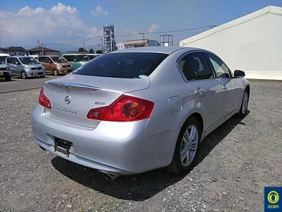 Nissan SKYLINE