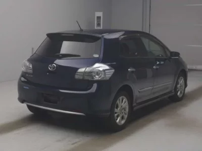 Toyota BLADE
