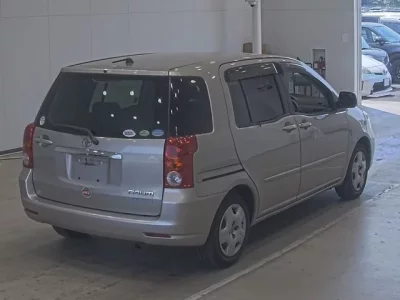 Toyota RAUM