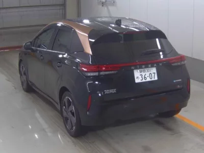Nissan AURA