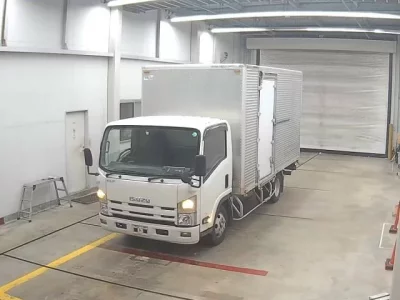 Isuzu ELF