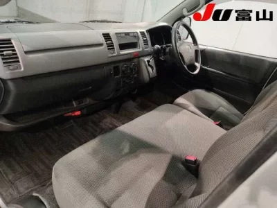 Toyota REGIUS ACE VAN