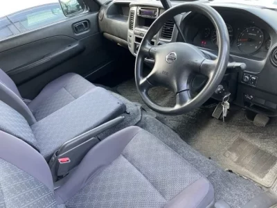 Nissan CARAVAN VAN