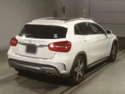 Mercedes-Benz GLA CLASS