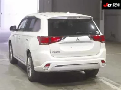 Mitsubishi OUTLANDER PHEV