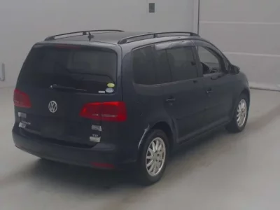 Volkswagen GOLF TOURAN
