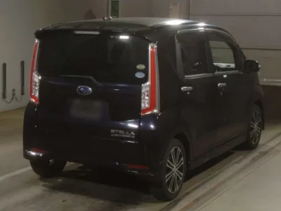 Subaru STELLA